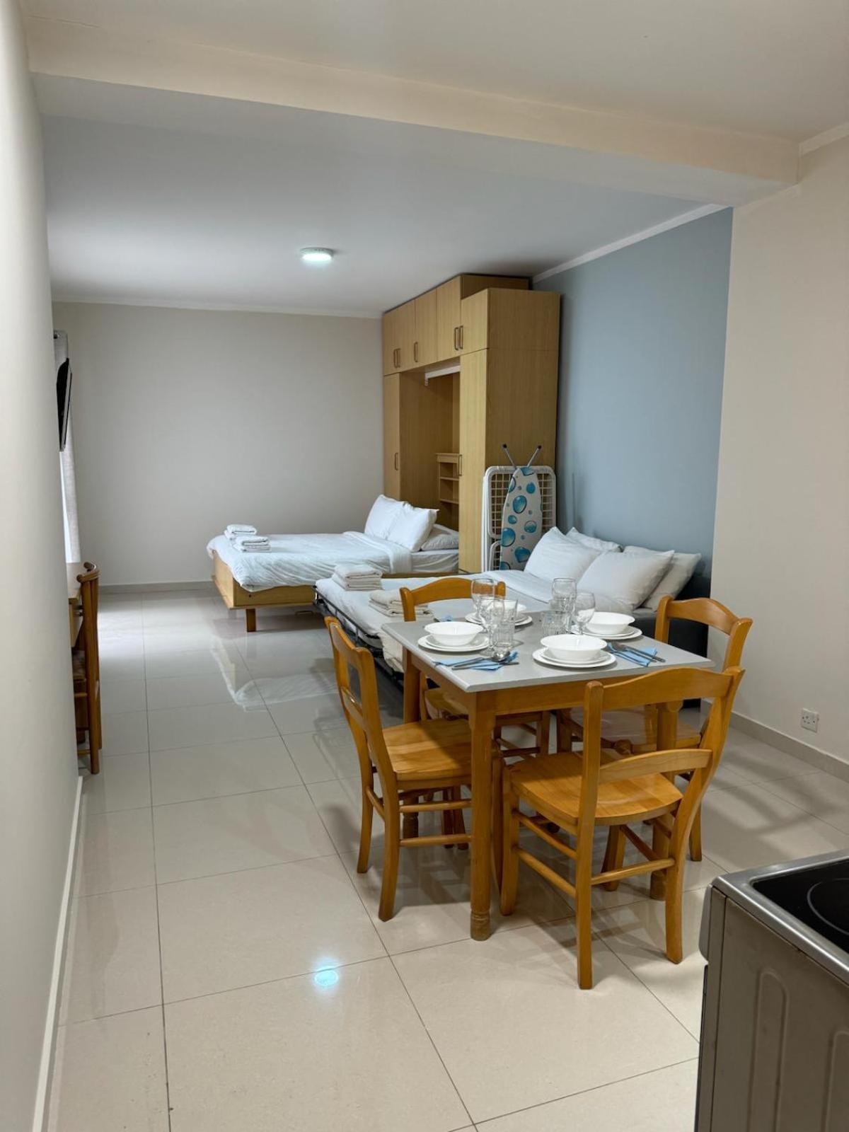The Triton Aparthotel St. Paul's Bay Exterior photo