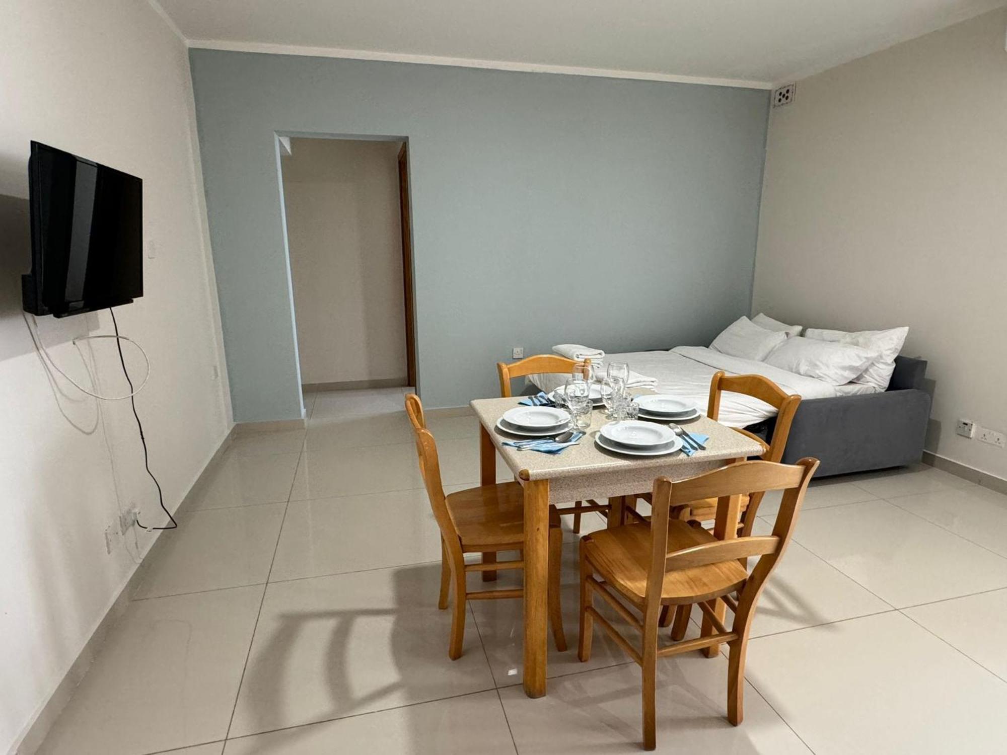 The Triton Aparthotel St. Paul's Bay Exterior photo