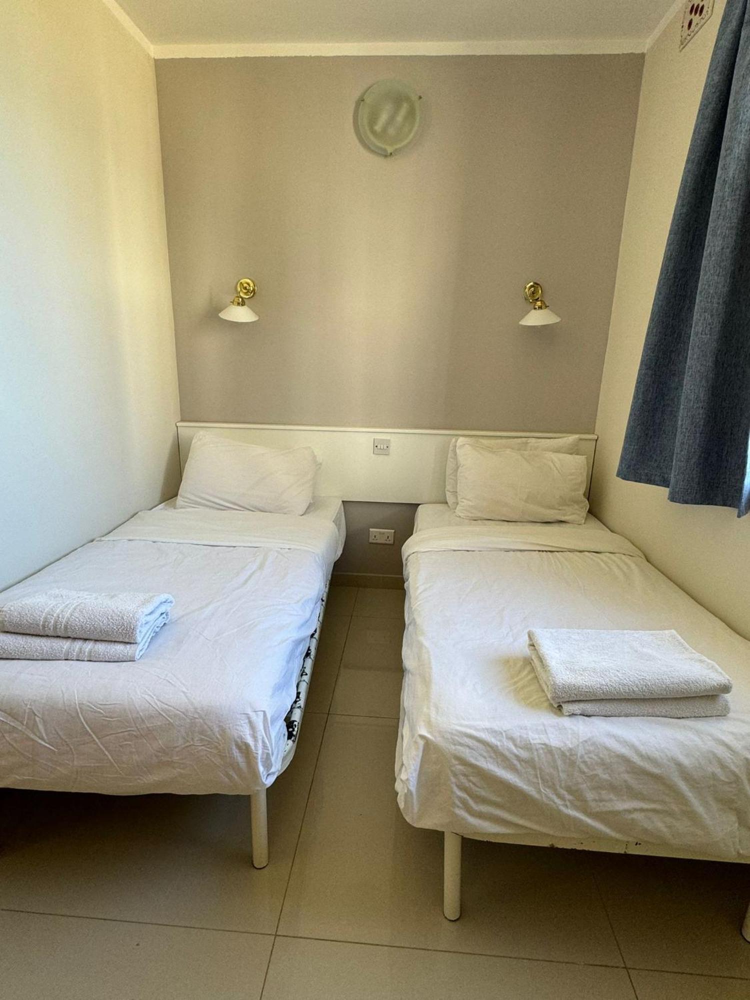 The Triton Aparthotel St. Paul's Bay Exterior photo